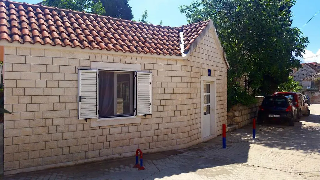 Kameni Val Apartment Split